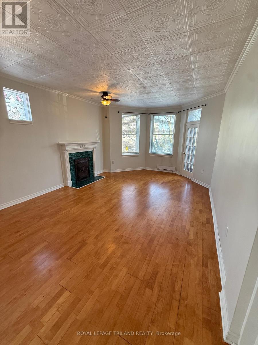 301 - 275 Queens Avenue, London East, Ontario  N6B 1X2 - Photo 6 - X12803572