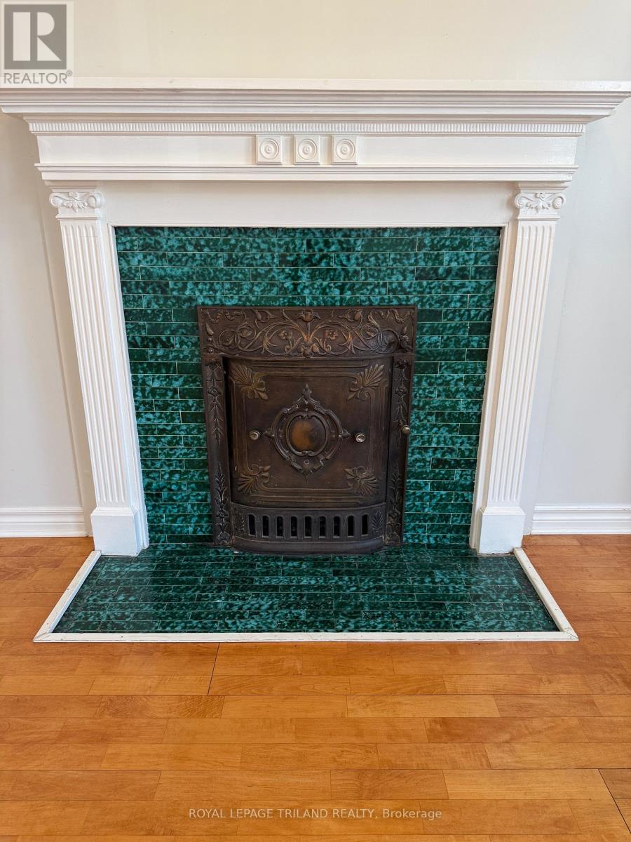 301 - 275 Queens Avenue, London East, Ontario  N6B 1X2 - Photo 15 - X12803572