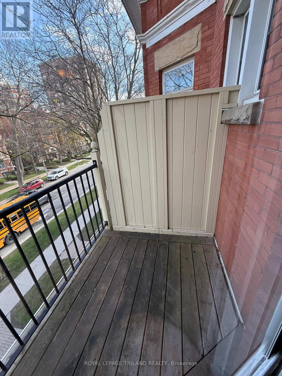 301 - 275 Queens Avenue, London East, Ontario  N6B 1X2 - Photo 17 - X12803572