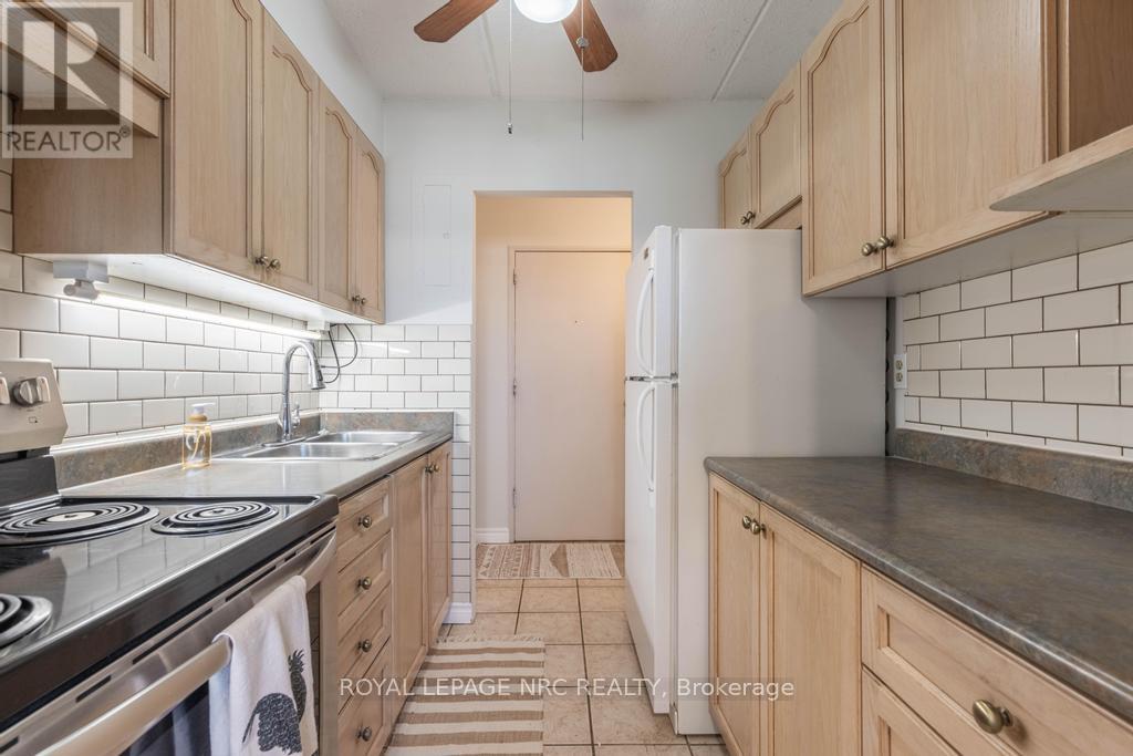 410 - 198 Scott Street, St. Catharines, Ontario  L2N 5T3 - Photo 12 - X13023986