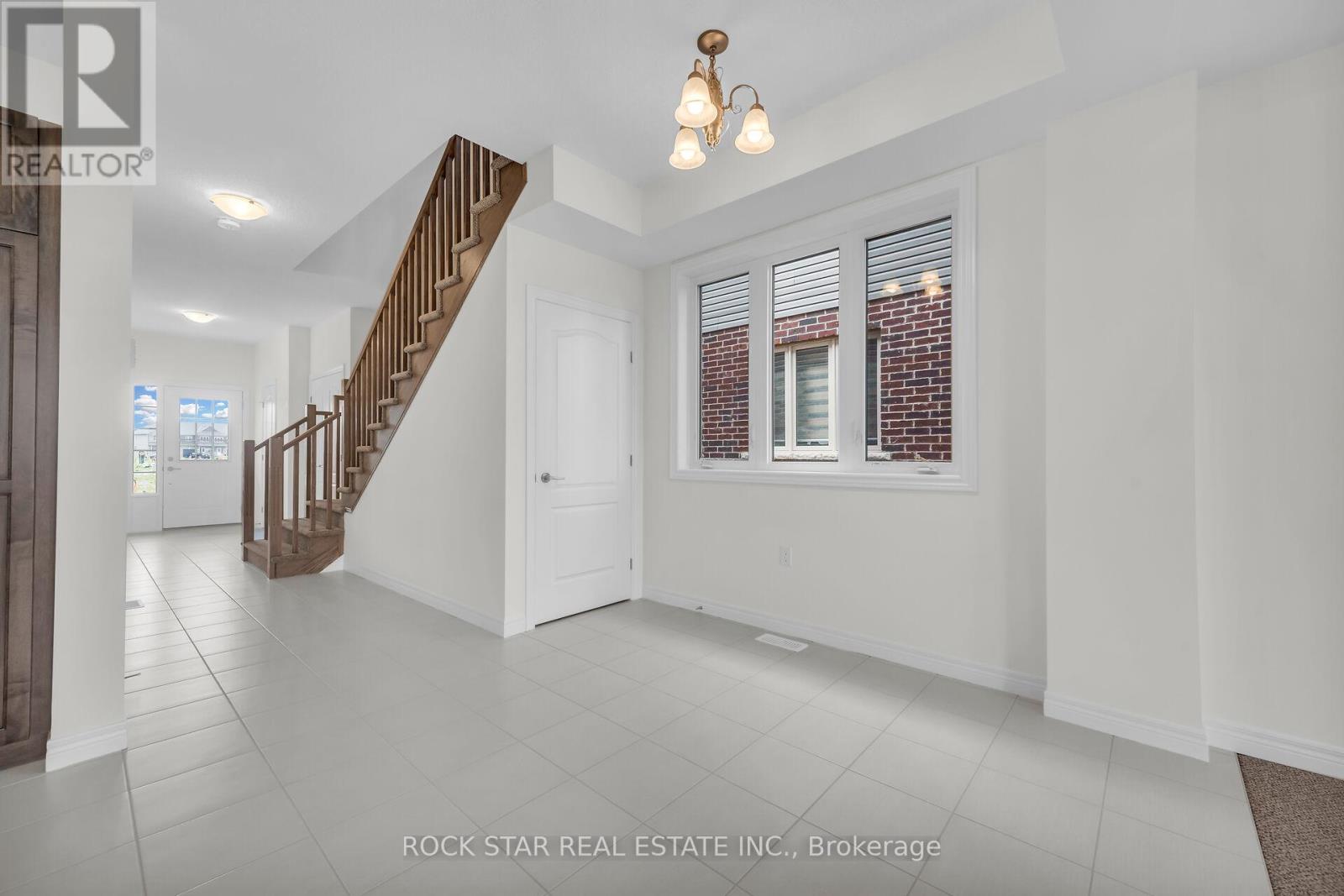 63 Lloyd Davies Way, Hamilton, Ontario  L0R 1C0 - Photo 17 - X13024098