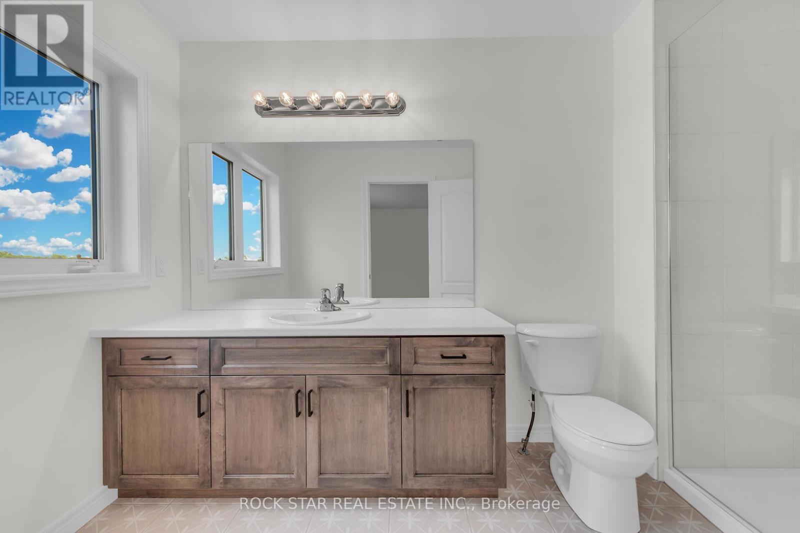 63 Lloyd Davies Way, Hamilton, Ontario  L0R 1C0 - Photo 28 - X13024098