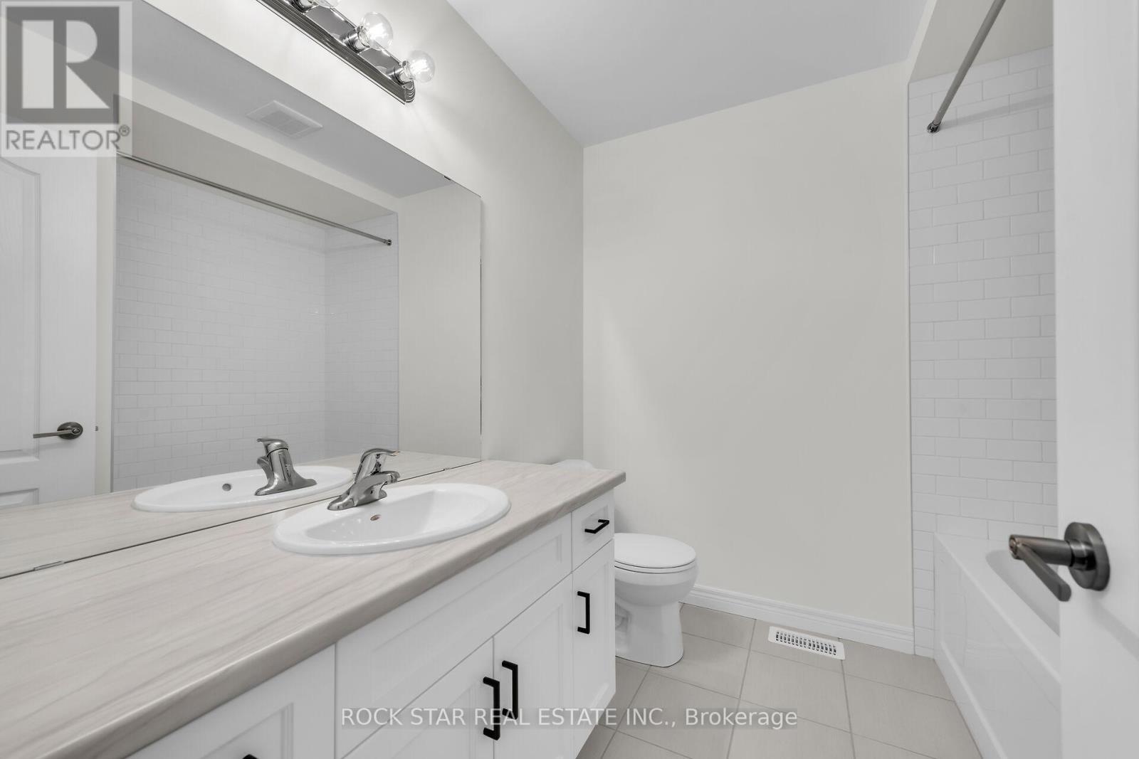 63 Lloyd Davies Way, Hamilton, Ontario  L0R 1C0 - Photo 33 - X13024098