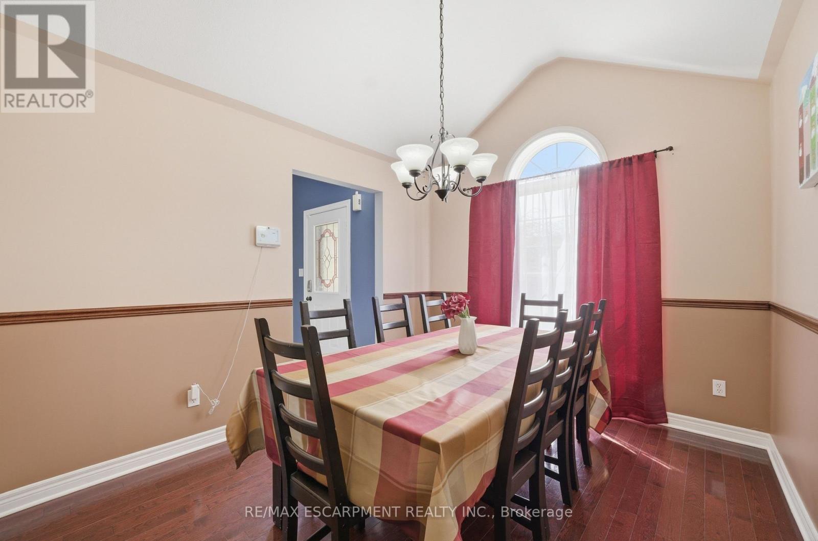 426 Barrington Court, Fort Erie, Ontario  L0S 1N0 - Photo 12 - X13024198