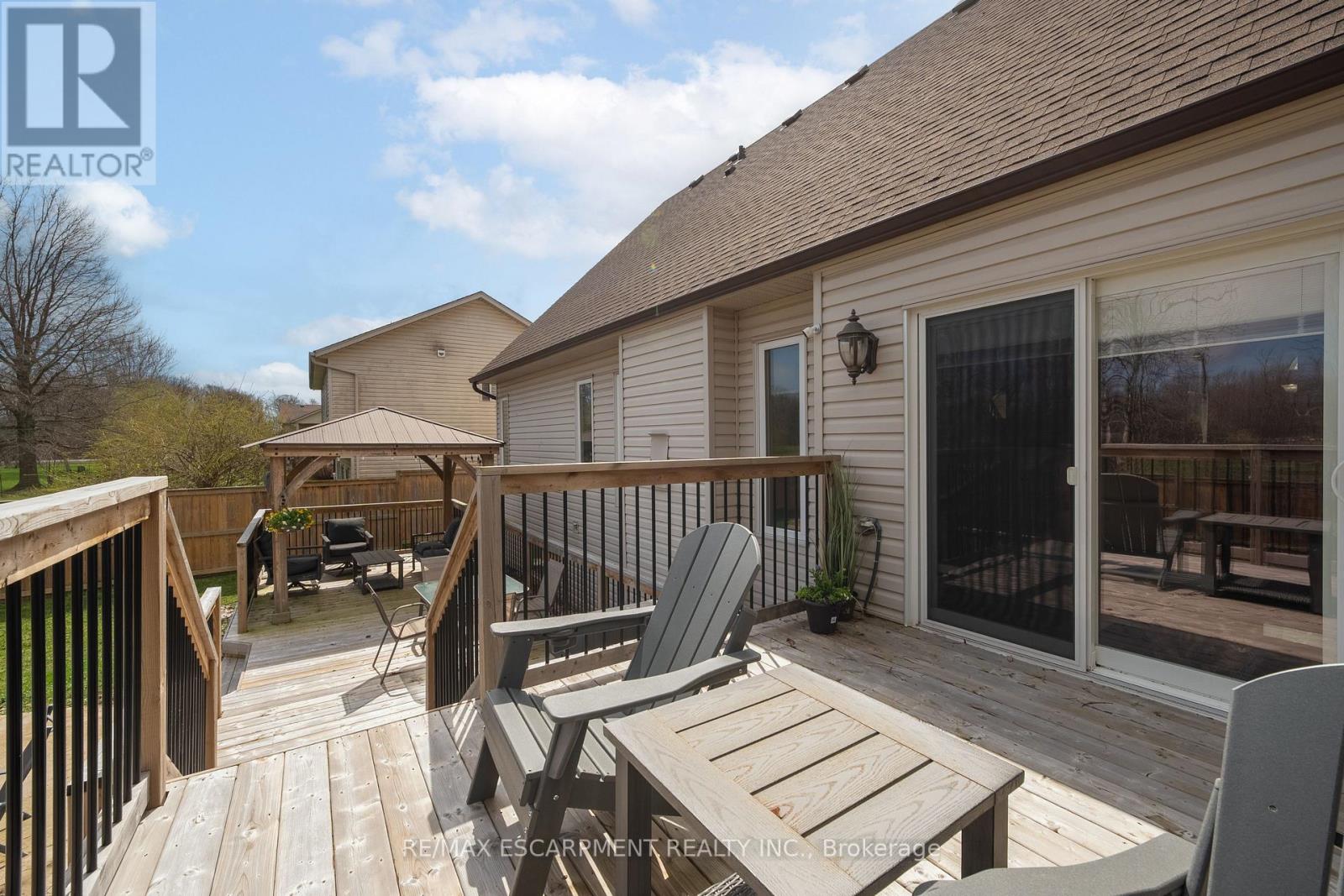 426 Barrington Court, Fort Erie, Ontario  L0S 1N0 - Photo 34 - X13024198