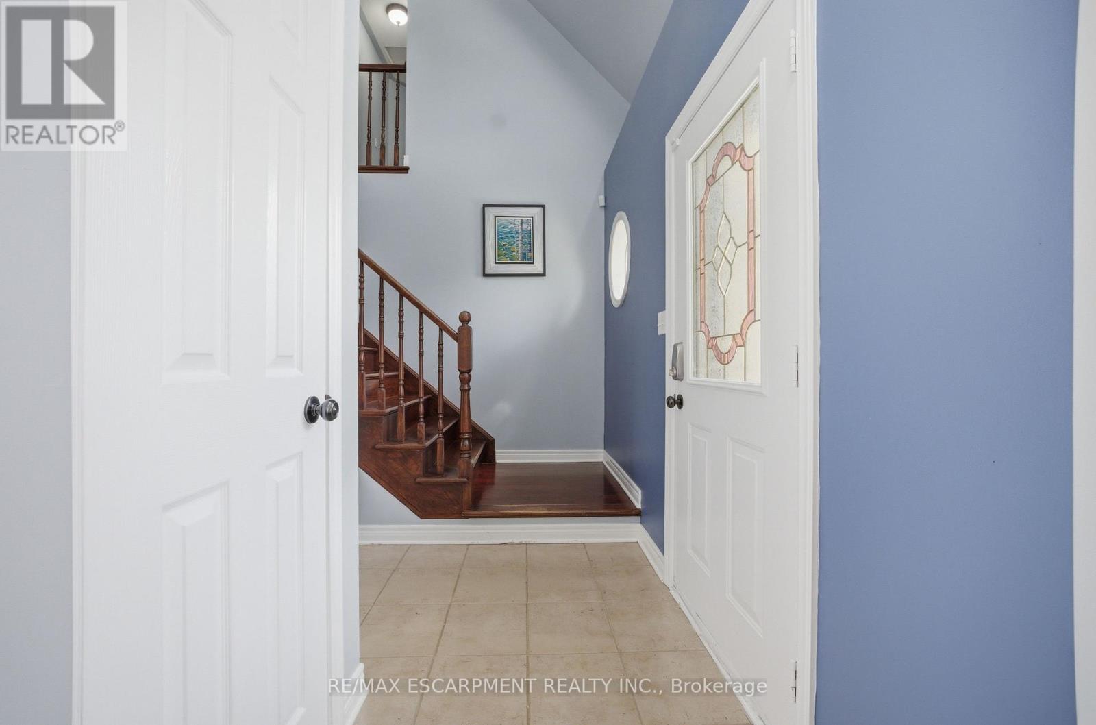 426 Barrington Court, Fort Erie, Ontario  L0S 1N0 - Photo 6 - X13024198