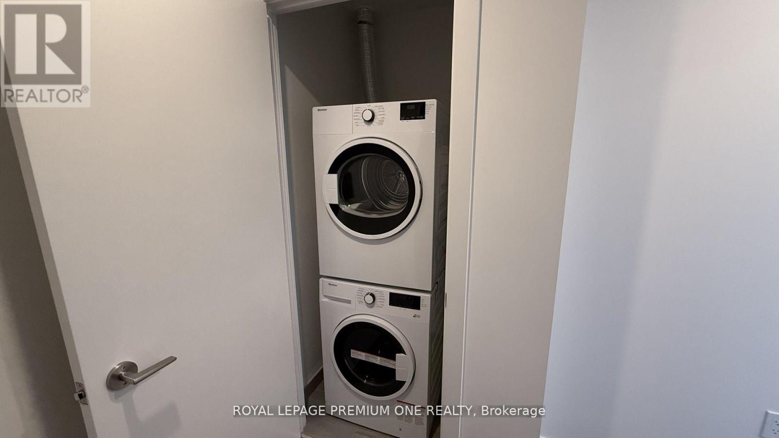 2414 - 15 Wellington Street S, Kitchener, Ontario  N2G 0E4 - Photo 30 - X13024226