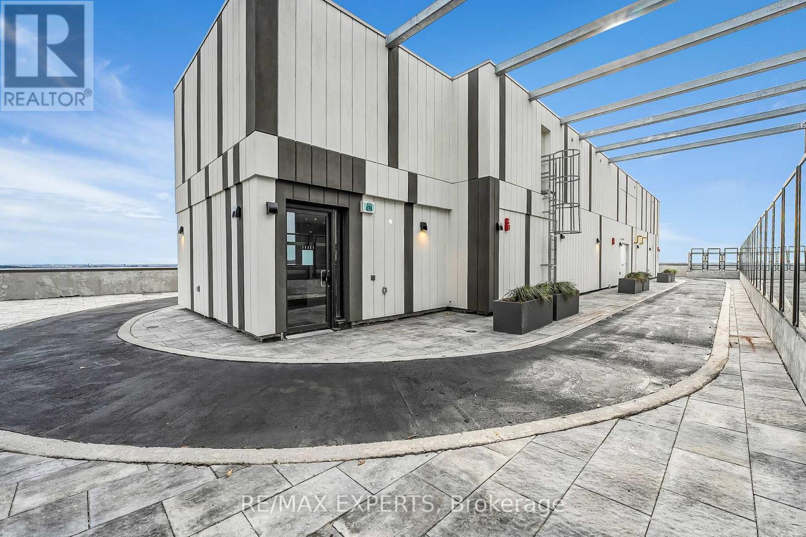 502 - 55 Duke Street, Kitchener, Ontario  N2H 0C9 - Photo 34 - X13024260