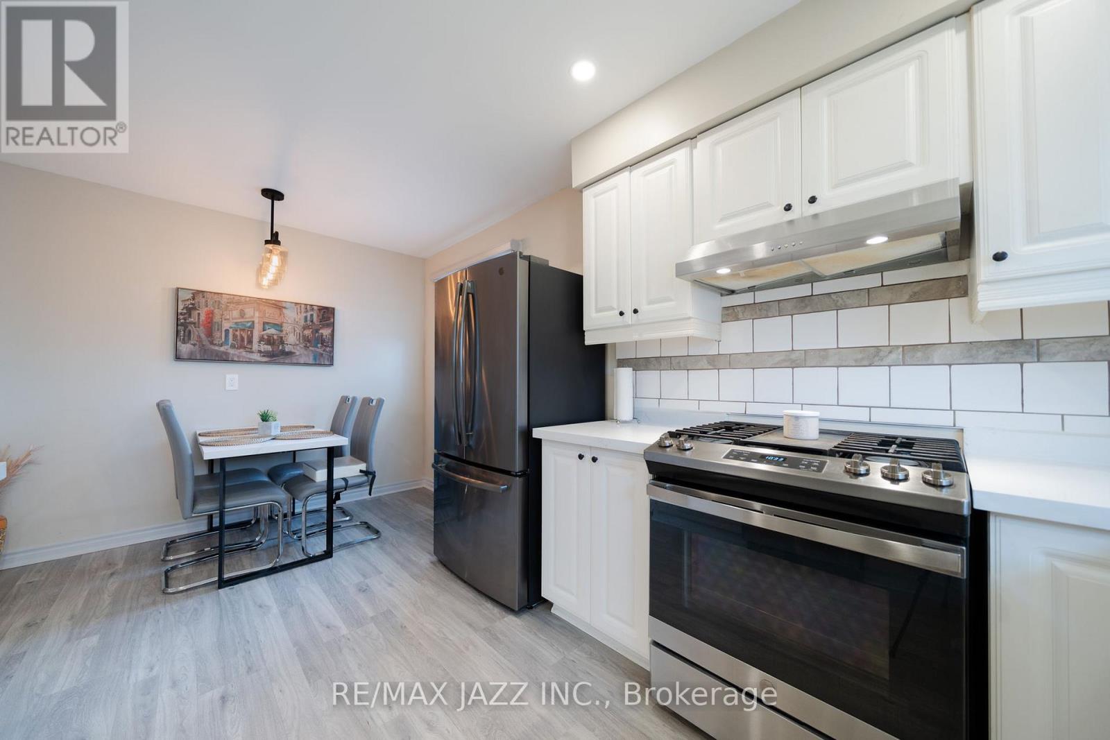 1007 Cardinal Court, Oshawa (Eastdale), Ontario  L1G 6Y3 - Photo 13 - E13024336