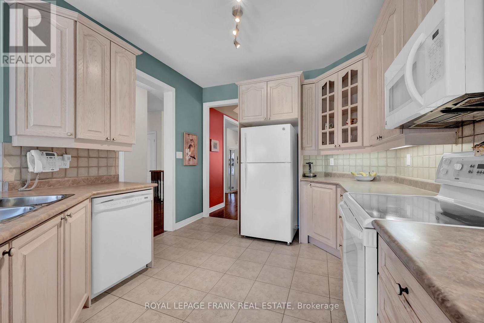 29 Rockland Crescent, Whitby (Brooklin), Ontario  L1M 0A8 - Photo 14 - E13024456