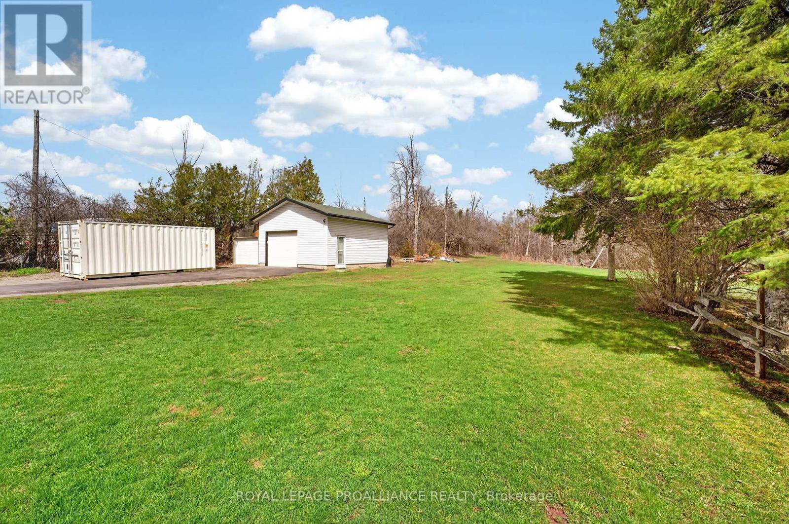 742 Wallbridge-Loyalist Road, Belleville, Ontario  K8N 4Z5 - Photo 2 - X13024488