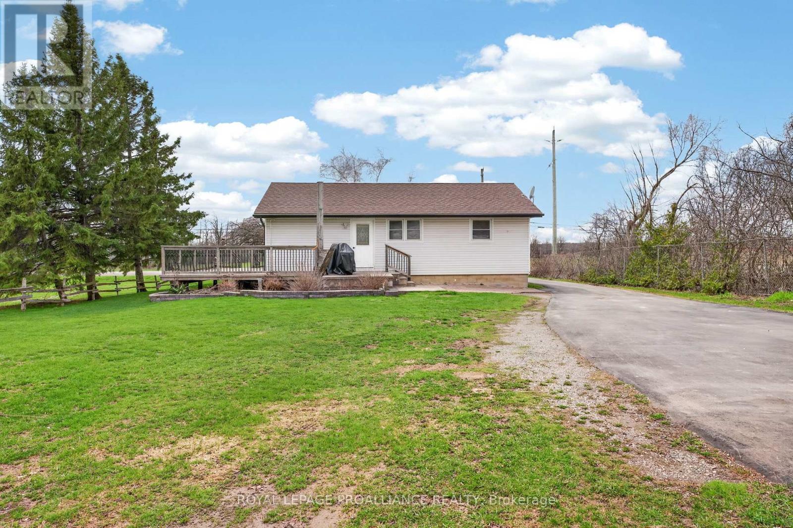 742 Wallbridge-Loyalist Road, Belleville, Ontario  K8N 4Z5 - Photo 24 - X13024488