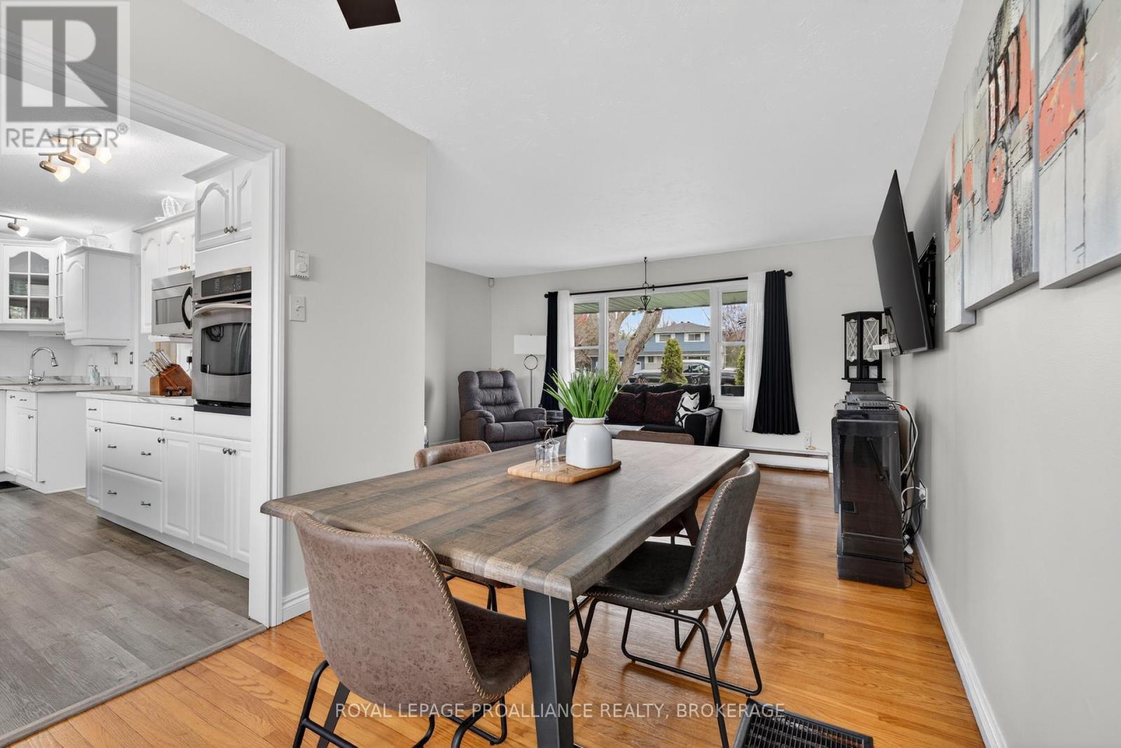 104 Park Drive, Greater Napanee, Ontario  K0H 1G0 - Photo 6 - X13024382