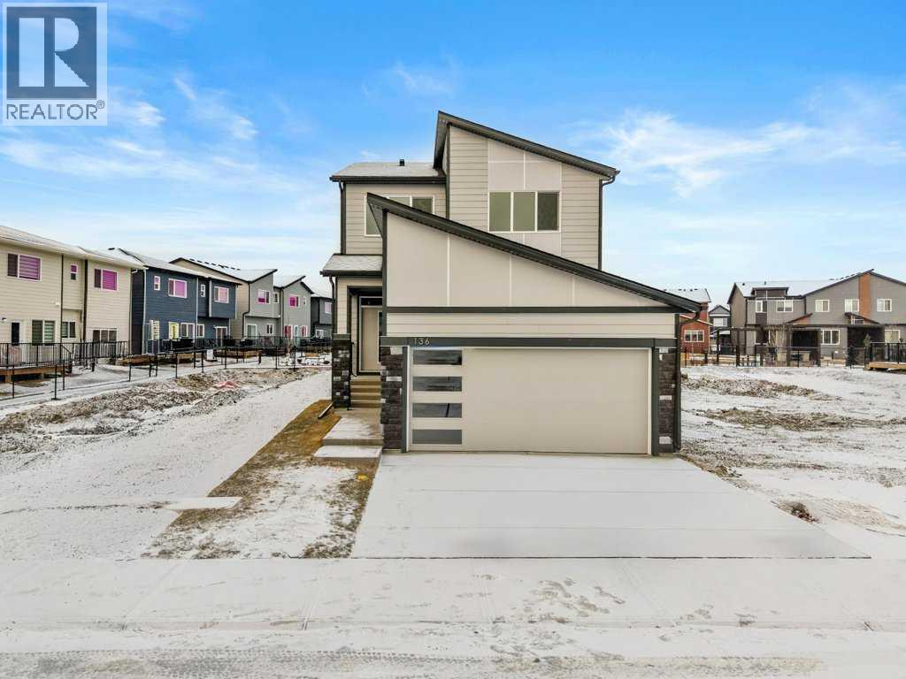 136 Wolf Hollow Manor SE, Calgary, Alberta