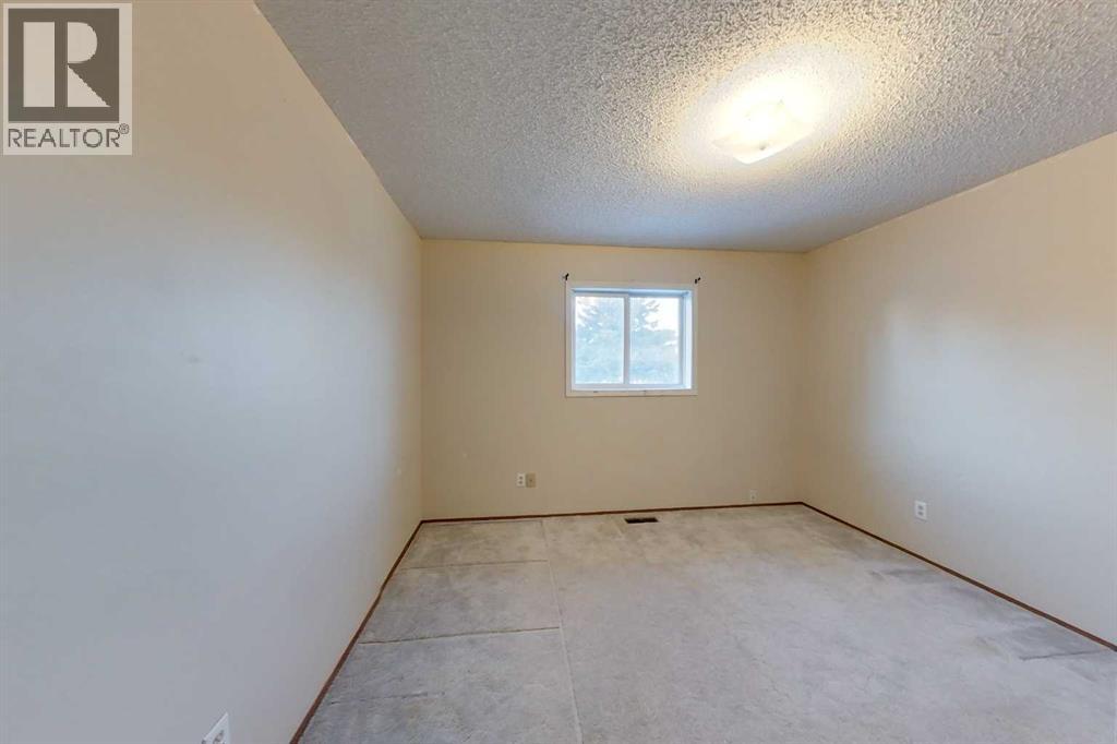 1004 12 Street, Slave Lake, Alberta  T0G 2A3 - Photo 9 - A2271921