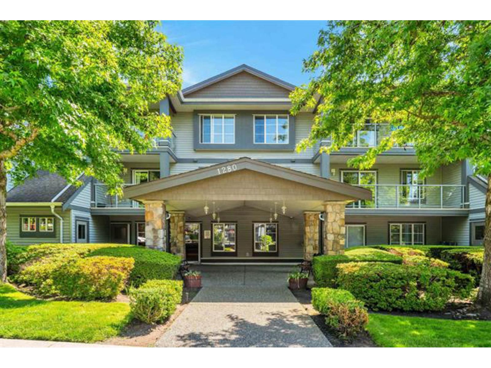 203 1280 MERKLIN STREET, White Rock, British Columbia