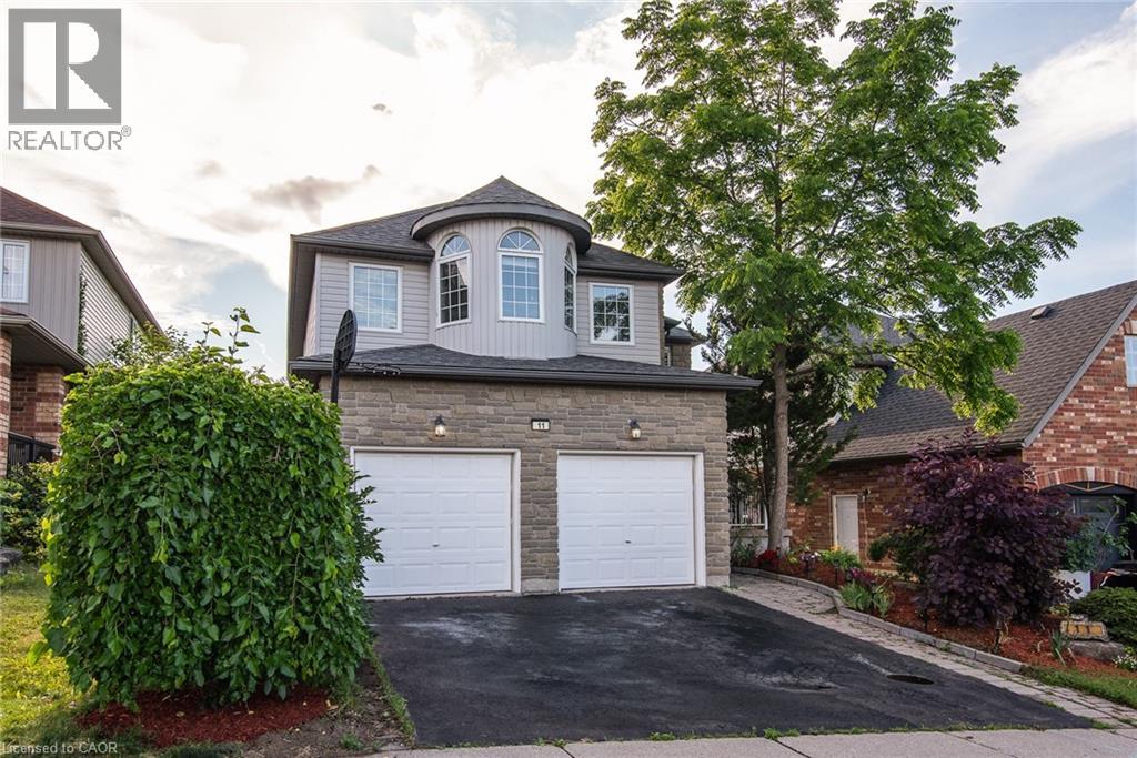 11 APPLE RIDGE Drive, Kitchener, Ontario