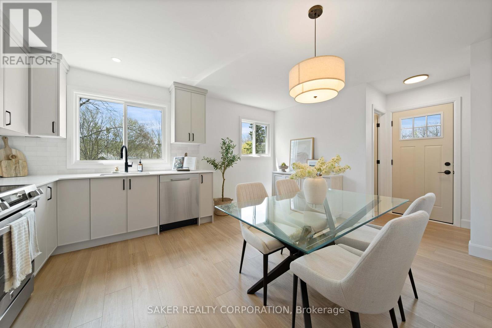 Photo 12 of 34 for 35 Kintail Crescent