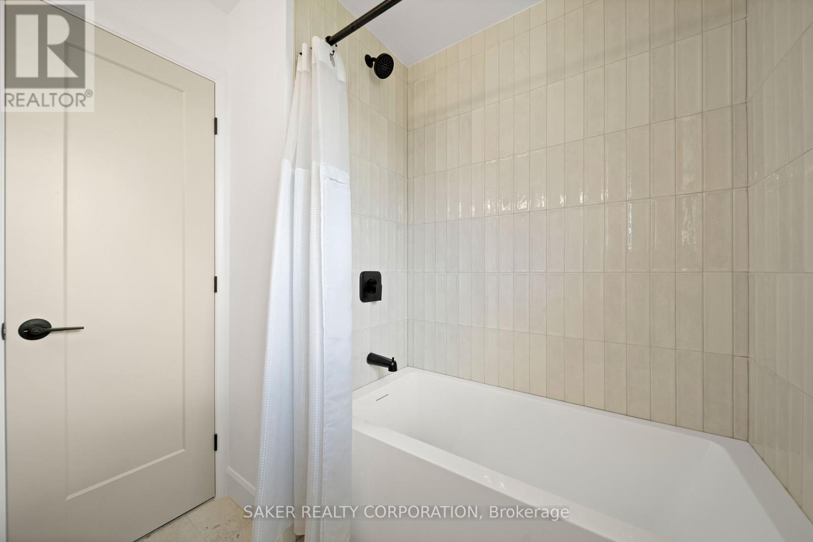 Photo 18 of 34 for 35 Kintail Crescent