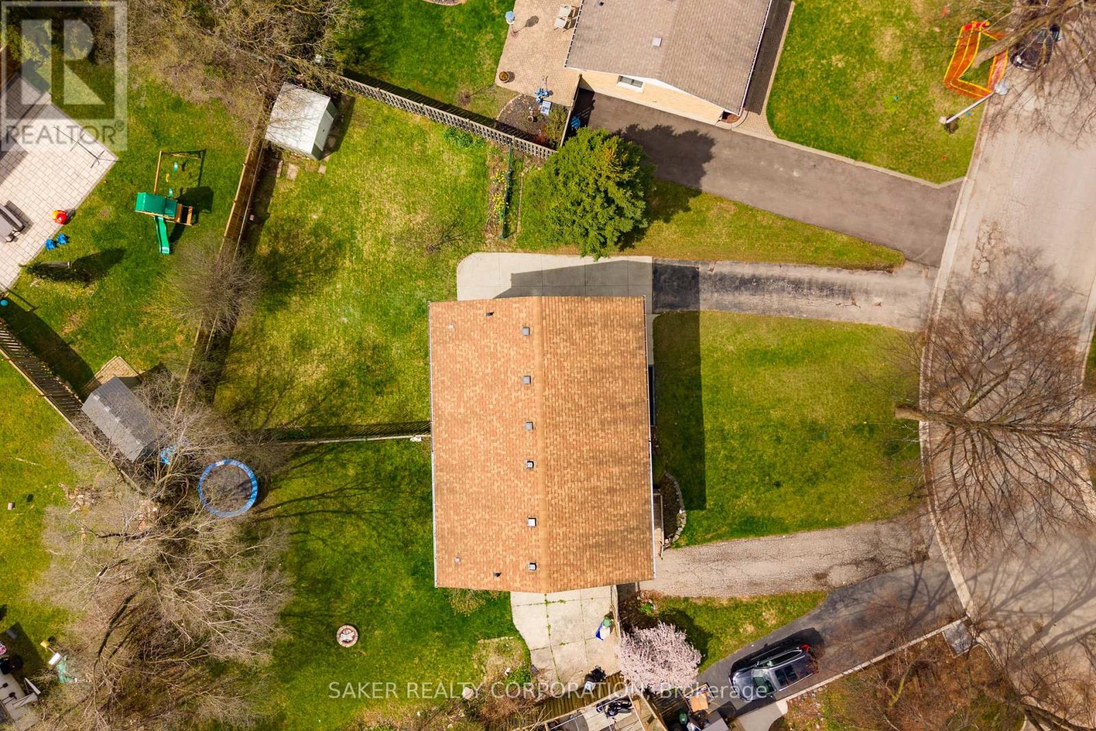 Photo 30 of 34 for 35 Kintail Crescent