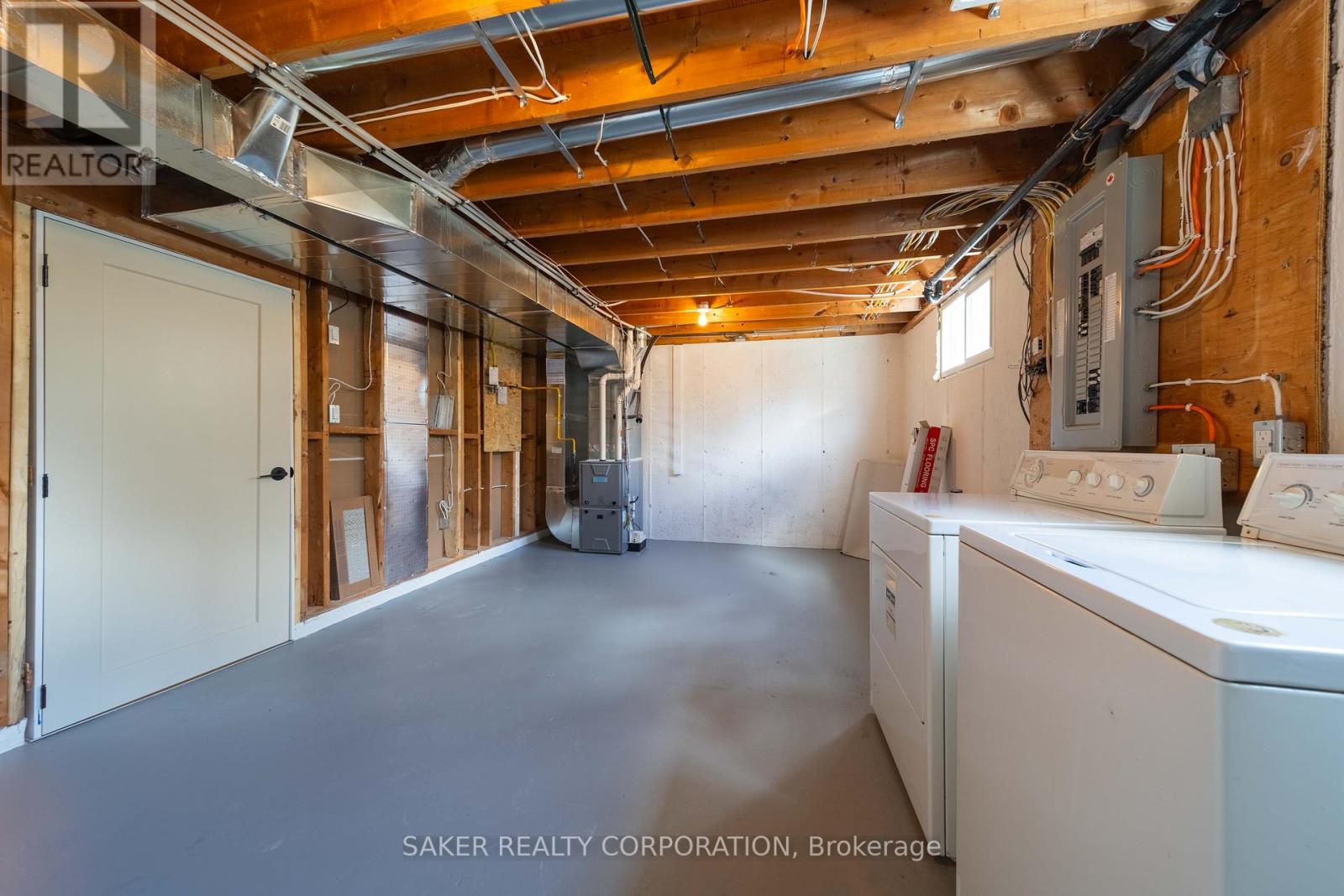 Photo 33 of 34 for 35 Kintail Crescent