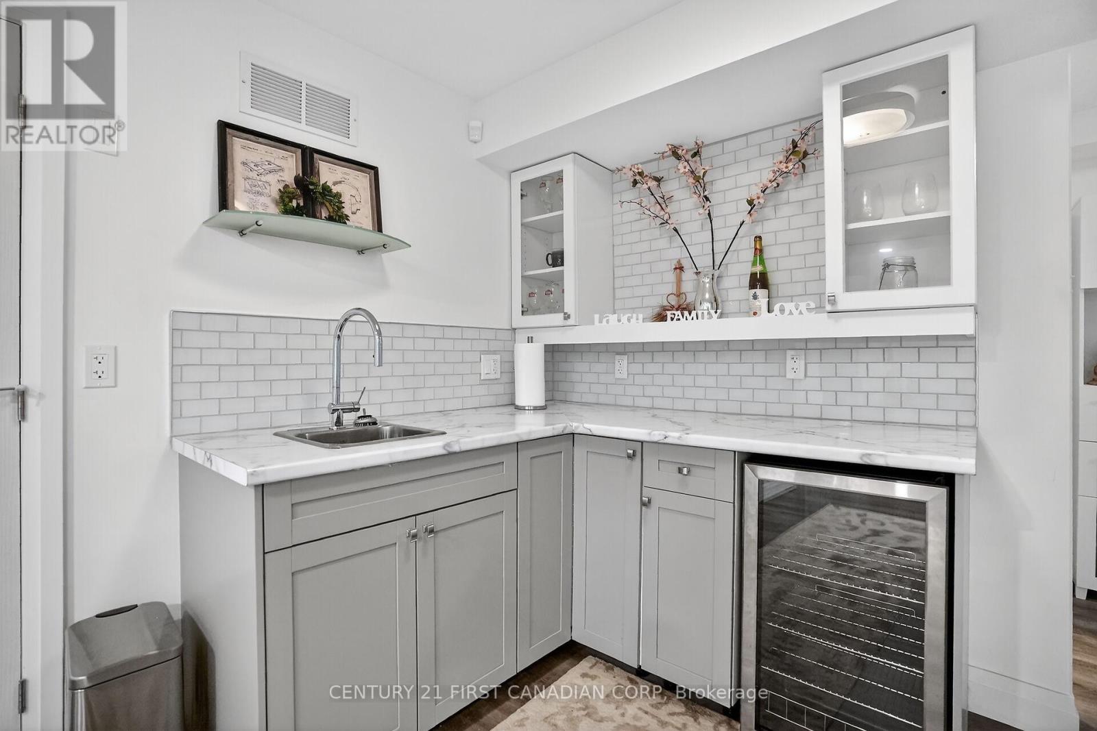 1983 Quarrier Road, London North, Ontario  N6G 5L2 - Photo 36 - X13024346