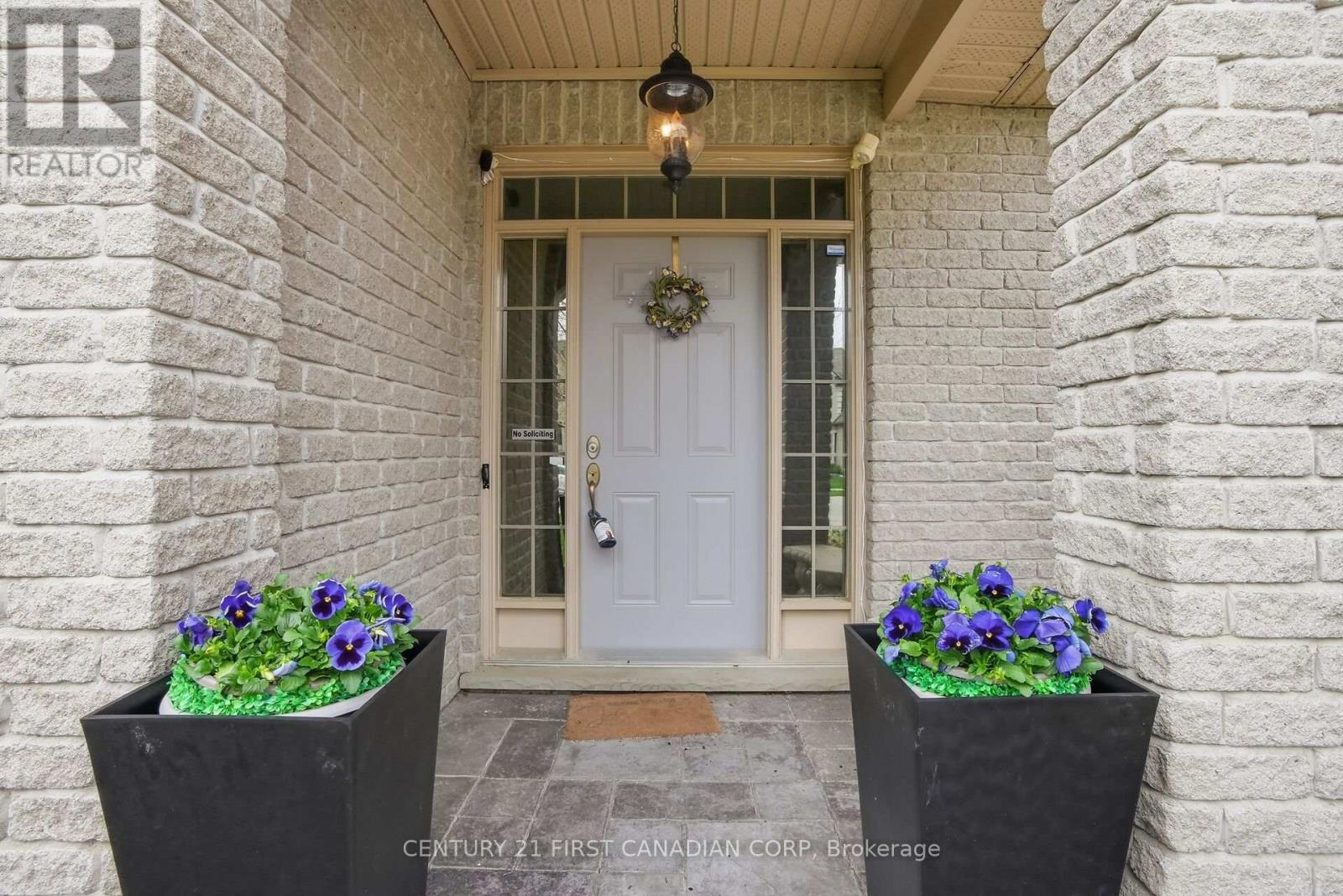 1983 Quarrier Road, London North, Ontario  N6G 5L2 - Photo 5 - X13024346