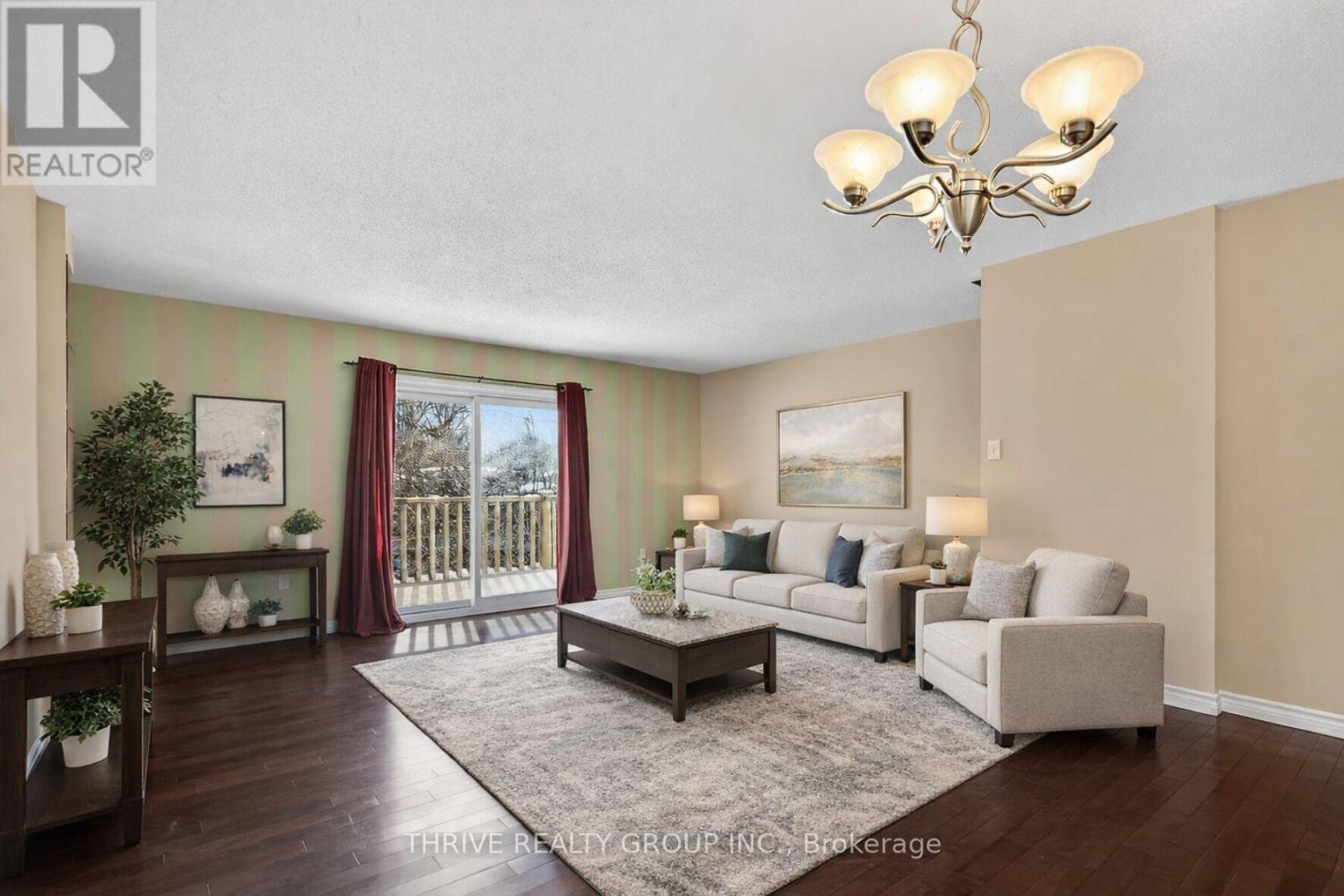 Photo 11 of 31 for 3 - 80 Acorn Crescent