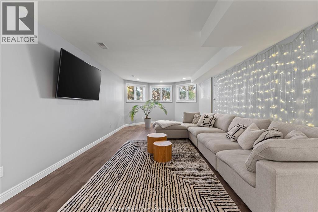 430 Woodridge Drive, Tecumseh, Ontario  N8N 4V5 - Photo 24 - 26008726