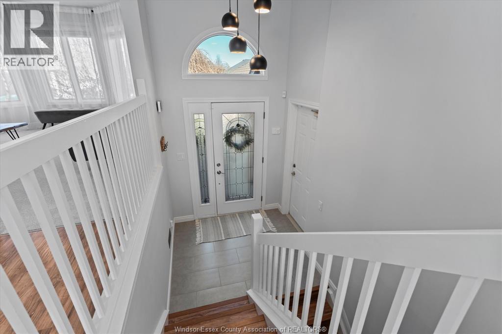 430 Woodridge Drive, Tecumseh, Ontario  N8N 4V5 - Photo 6 - 26008726