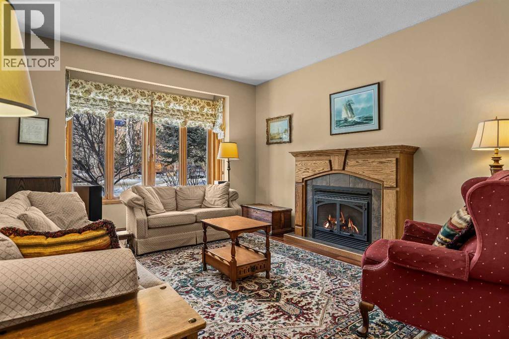 933 15th Street, Canmore, Alberta  T1W 1X2 - Photo 4 - A2290110