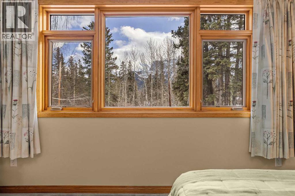 933 15th Street, Canmore, Alberta  T1W 1X2 - Photo 29 - A2290110