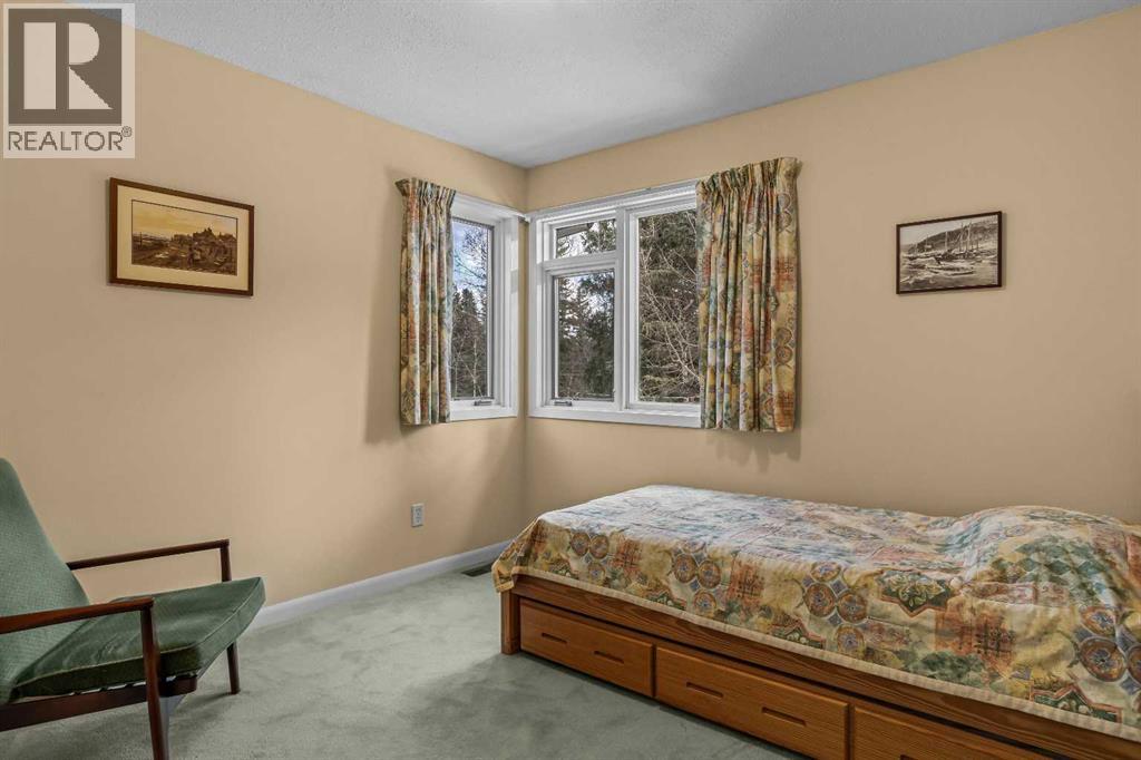 933 15th Street, Canmore, Alberta  T1W 1X2 - Photo 32 - A2290110