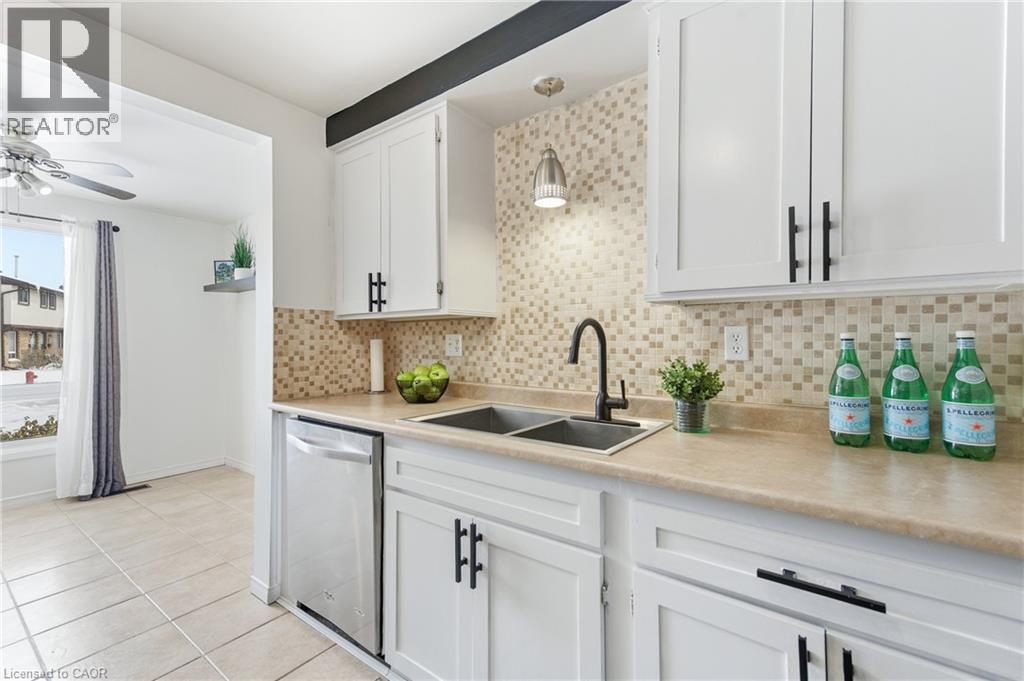 210 Glamis Road Unit# 22, Cambridge, Ontario  N1R 6L3 - Photo 10 - 40817781