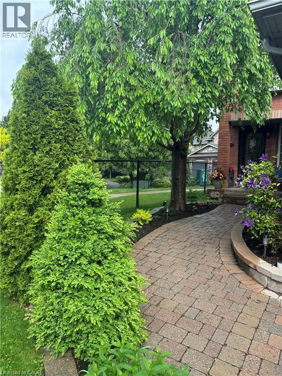 32 Mcclure Court, Georgetown, Ontario  L7G 5X6 - Photo 6 - 40822283