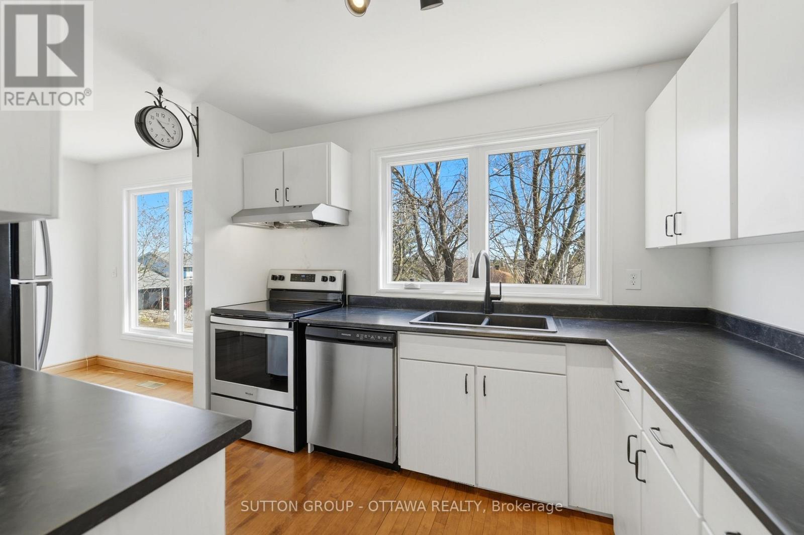 110 Pigeon Terrace, Ottawa, Ontario  K1V 9H7 - Photo 18 - X13024328