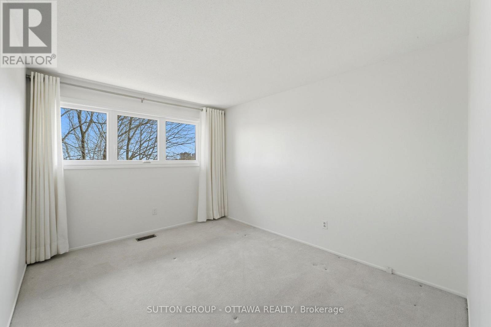 110 Pigeon Terrace, Ottawa, Ontario  K1V 9H7 - Photo 29 - X13024328
