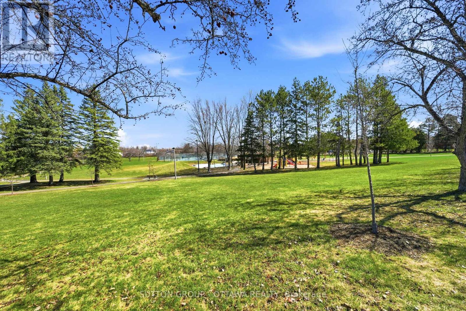 110 Pigeon Terrace, Ottawa, Ontario  K1V 9H7 - Photo 49 - X13024328