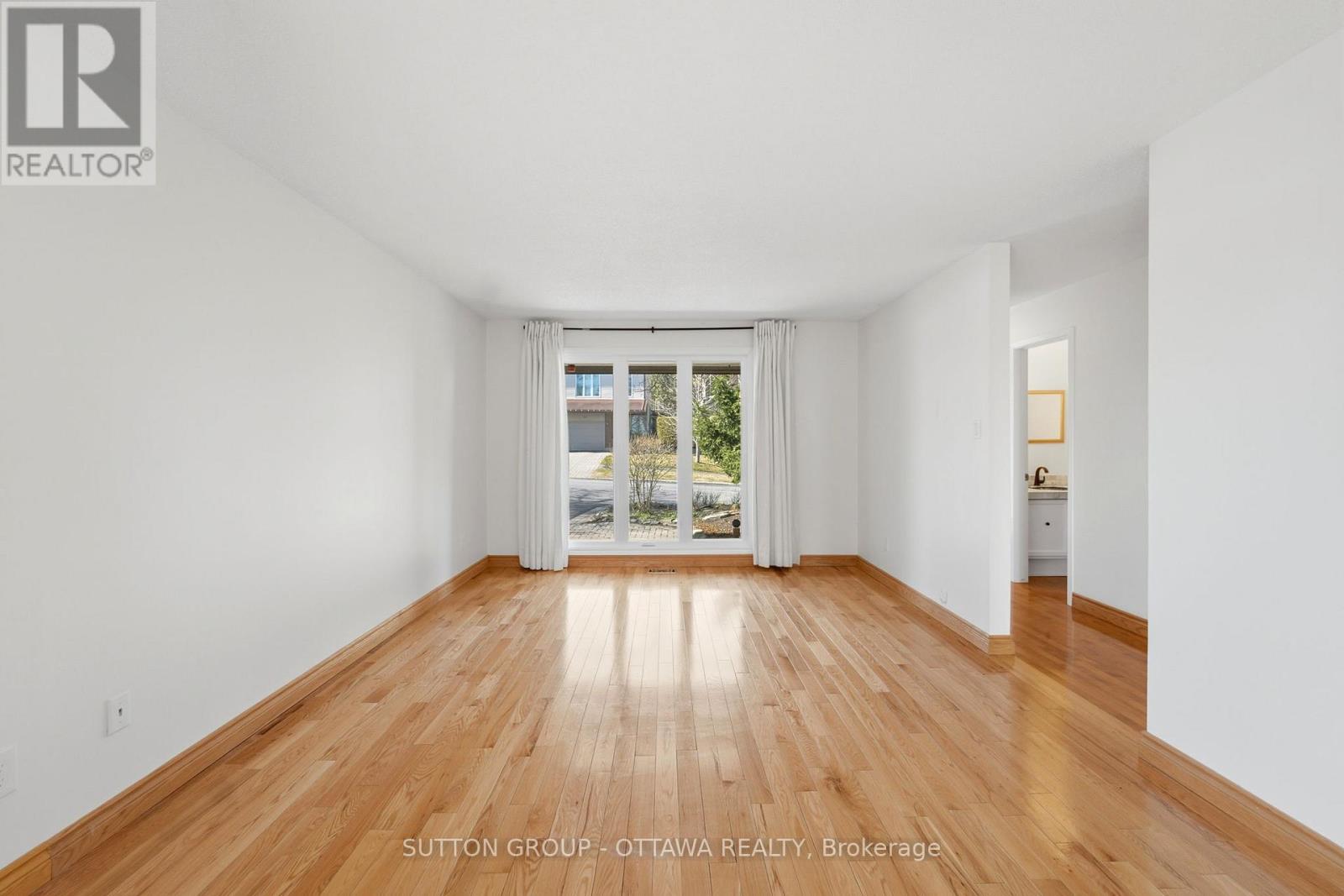 110 Pigeon Terrace, Ottawa, Ontario  K1V 9H7 - Photo 7 - X13024328