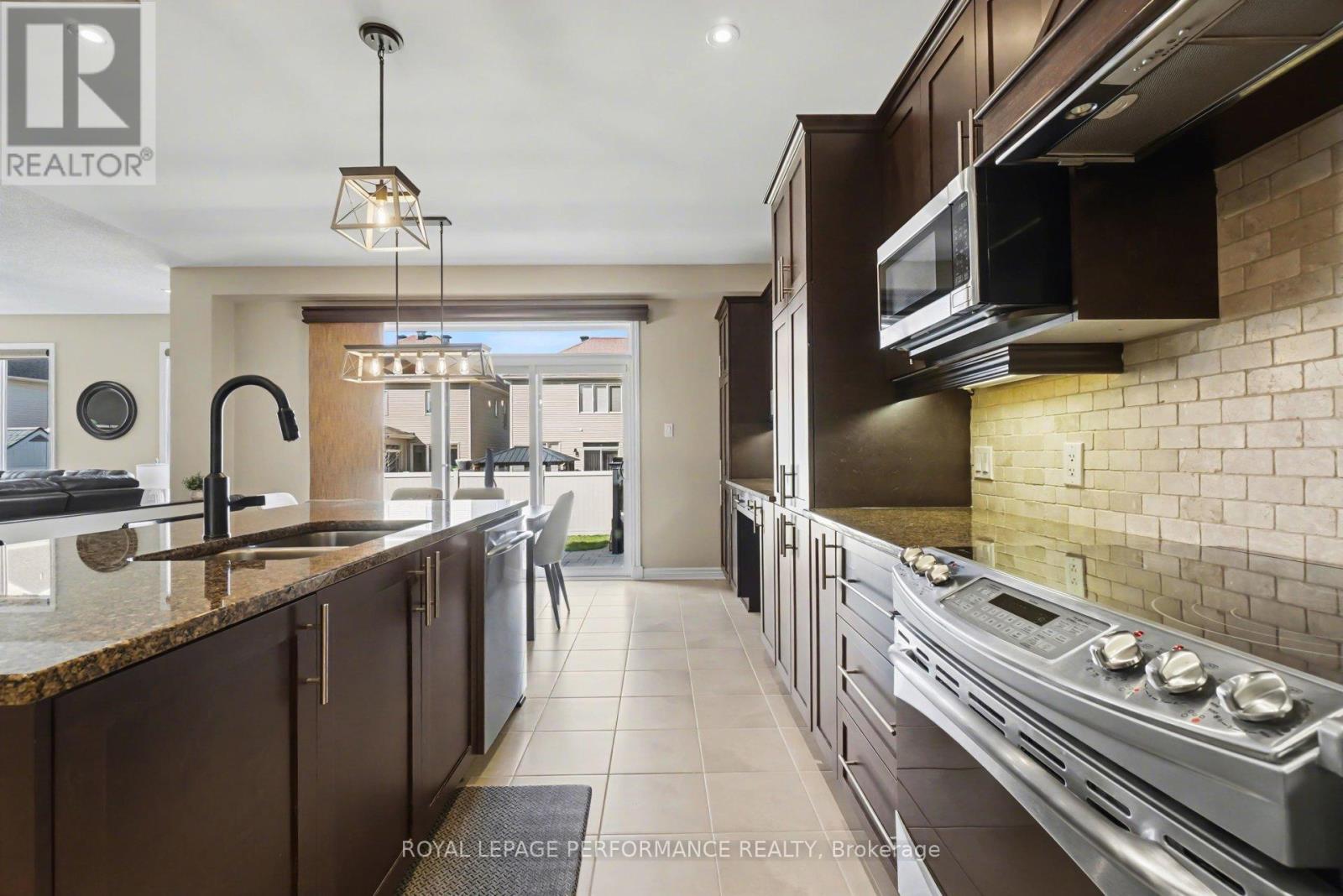 1828 Mickelberry Crescent, Ottawa, Ontario  K4A 0P2 - Photo 16 - X13024352