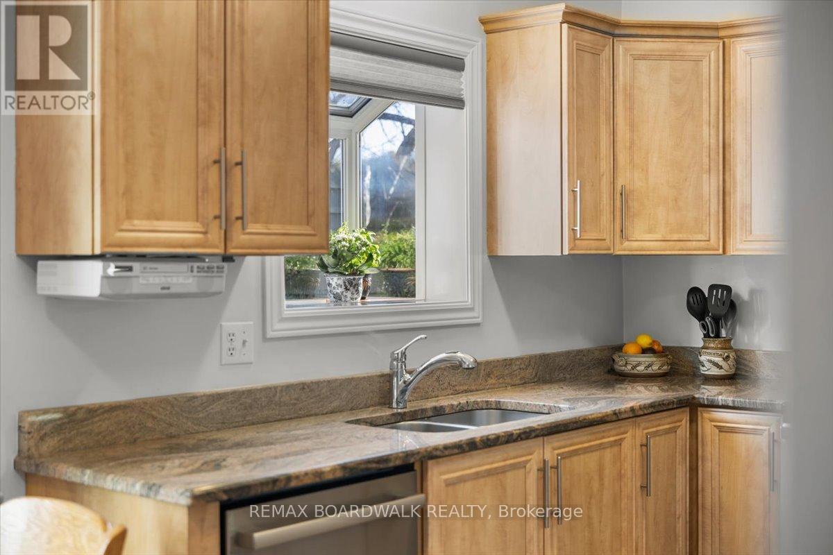 6241 St Albans Court, Ottawa, Ontario  K1C 3C5 - Photo 14 - X13024410