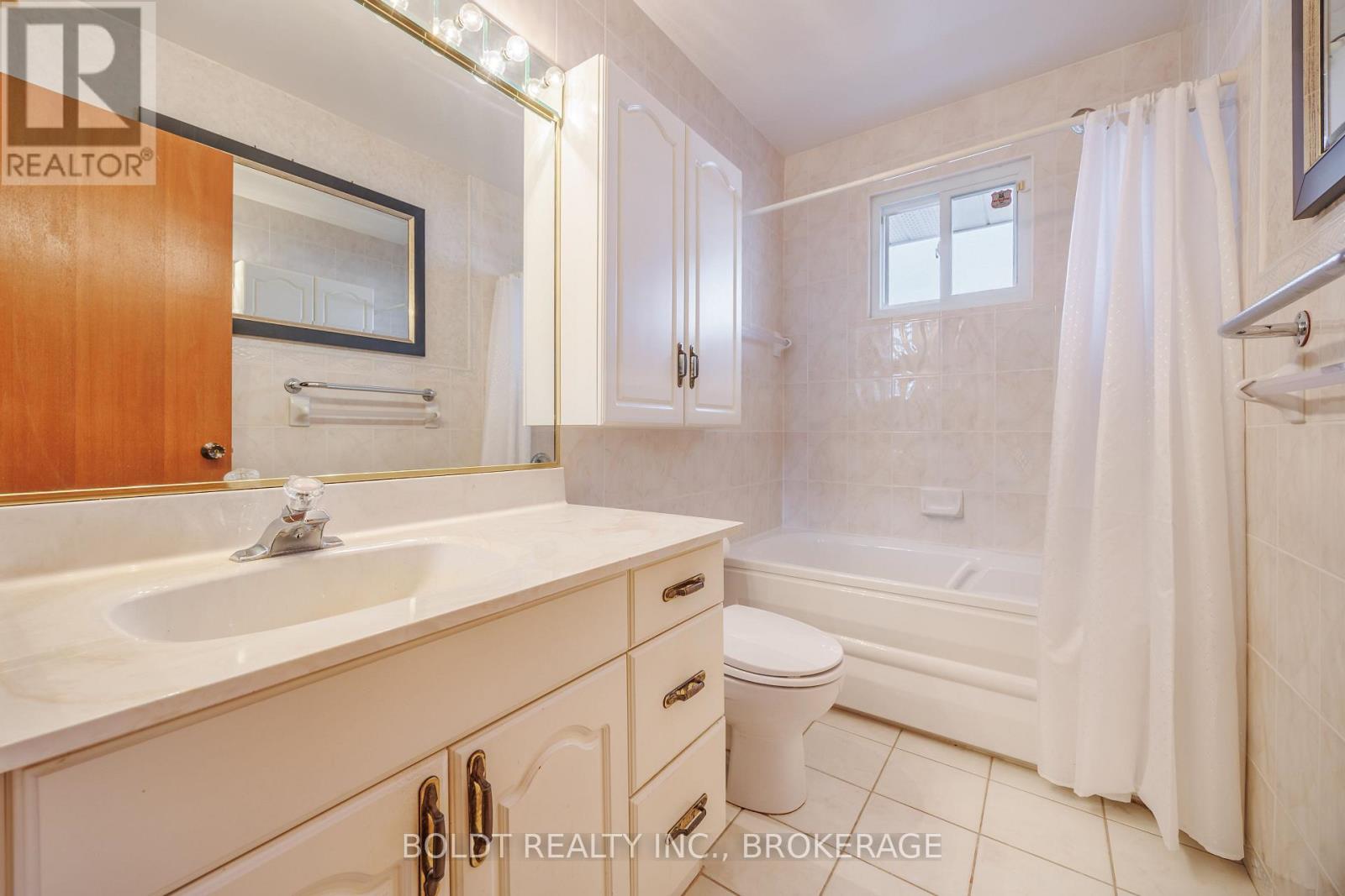 15 Nottingham Court, St. Catharines, Ontario  L2M 1L6 - Photo 14 - X13024462