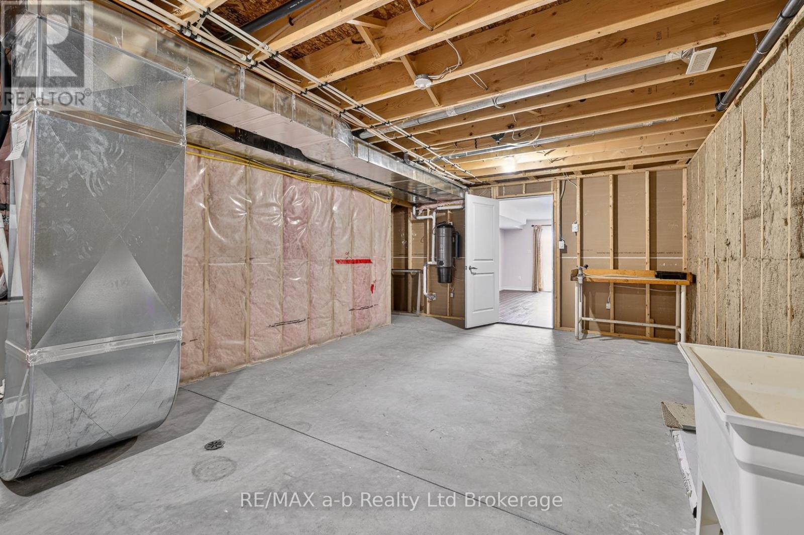 111 King Street East, Unit 14 Street, Ingersoll, Ontario  N5C 1G8 - Photo 22 - X13024508