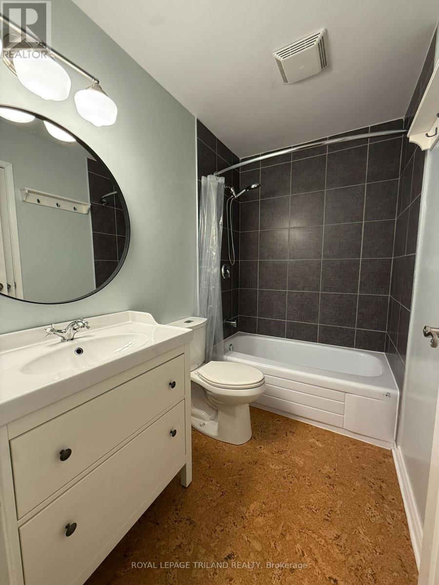 301 - 275 Queens Avenue, London East, Ontario  N6B 1X2 - Photo 13 - X12803576