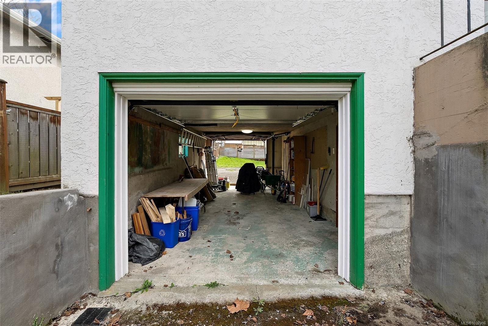 2935 Wascana St, Saanich, British Columbia  V9A 1V6 - Photo 29 - 1032936