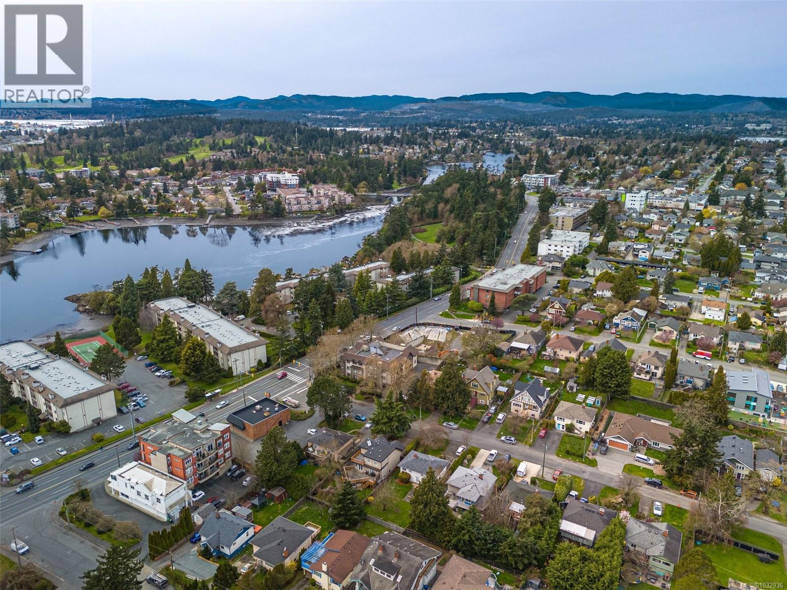 2935 Wascana St, Saanich, British Columbia  V9A 1V6 - Photo 38 - 1032936