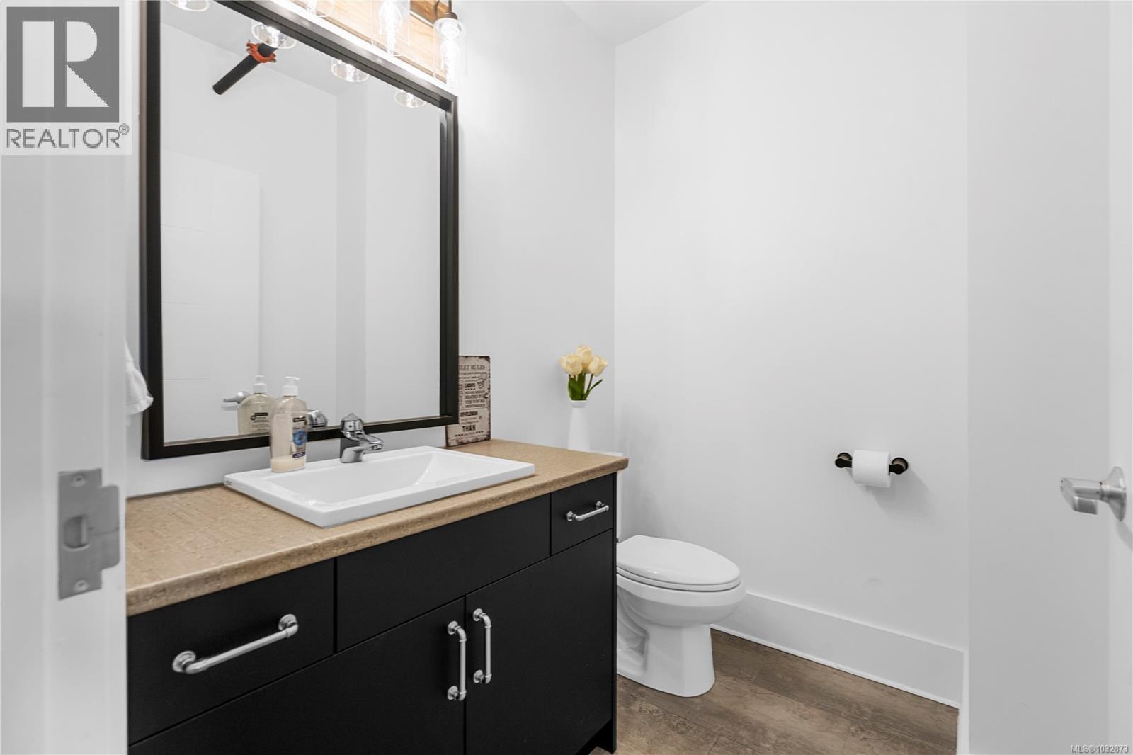 132 2770 Leigh Rd, Langford, British Columbia  V9B 4G1 - Photo 10 - 1032873