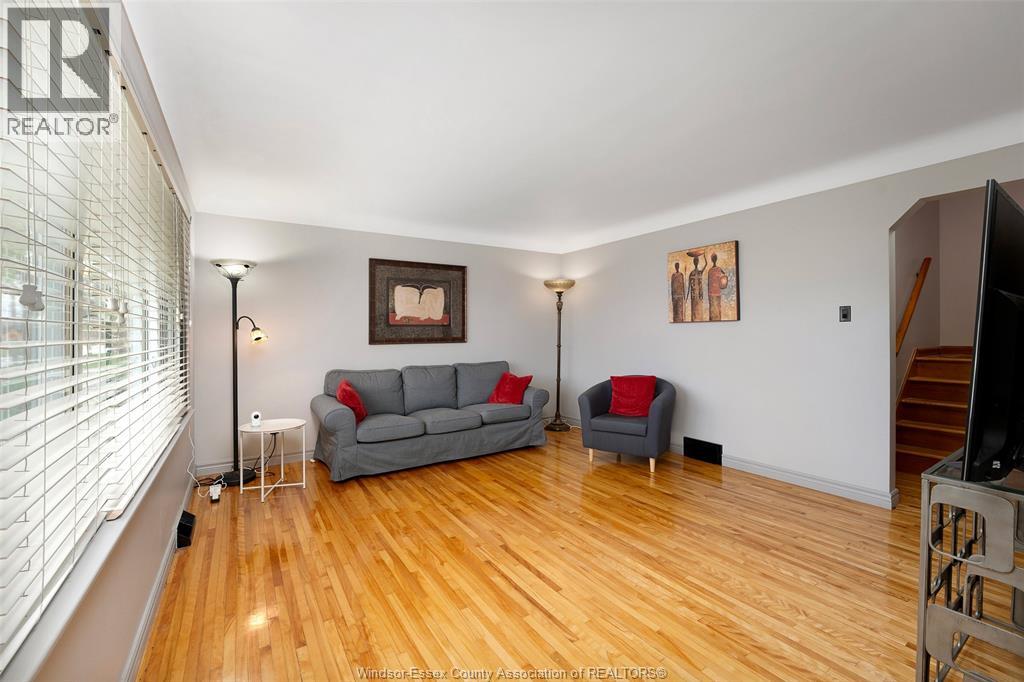 2575 Kildare Road, Windsor, Ontario  N8W 2Y4 - Photo 4 - 26008671