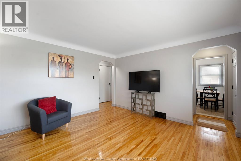 2575 Kildare Road, Windsor, Ontario  N8W 2Y4 - Photo 6 - 26008671