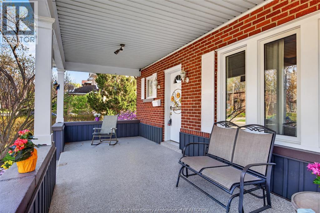 911 Victoria Avenue, Windsor, Ontario  N9A 4N5 - Photo 4 - 26008570